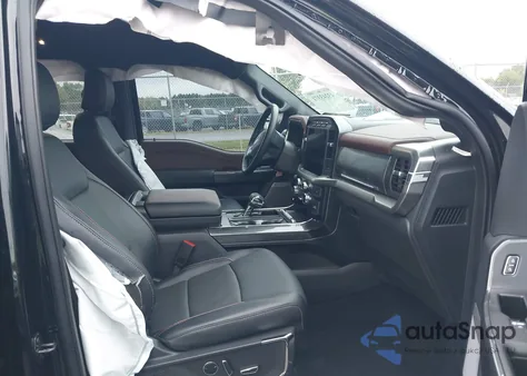 2023 Ford F-150 Lariat из США, поврежденный, VIN 1FTFW1E82PFD22904